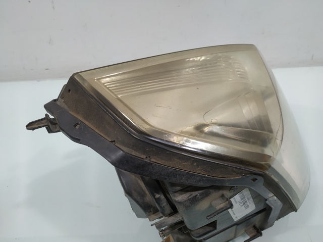 Reflektor prawy 8200014358C RENAULT