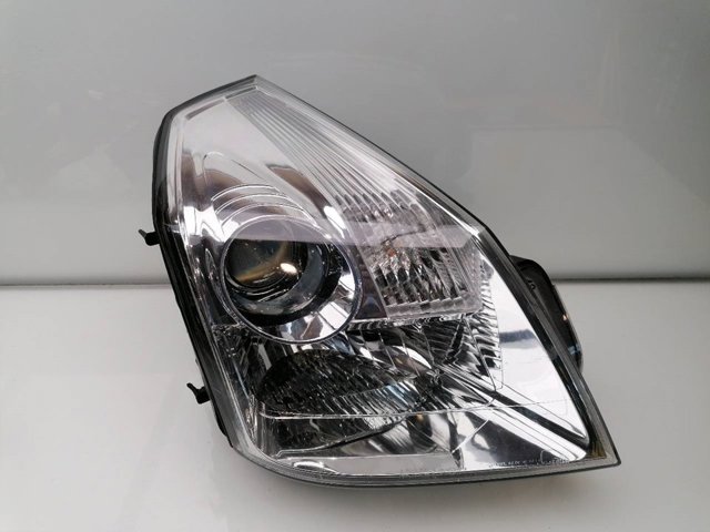 Reflektor prawy 8200014358E RENAULT