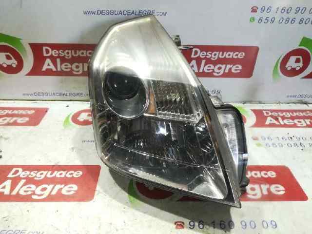Reflektor prawy 8200014358E RENAULT