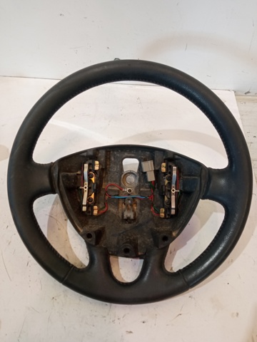 Kierownica 8200014856 RENAULT