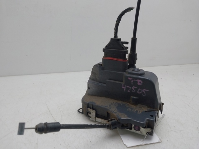 Zamek drzwi tylnych prawych 8200017964 RENAULT