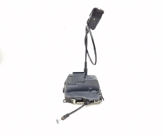 Zamek drzwi tylnych prawych 8200017964 RENAULT
