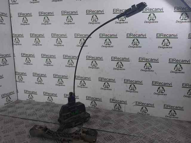 Zamek drzwi tylnych prawych 8200017964 RENAULT