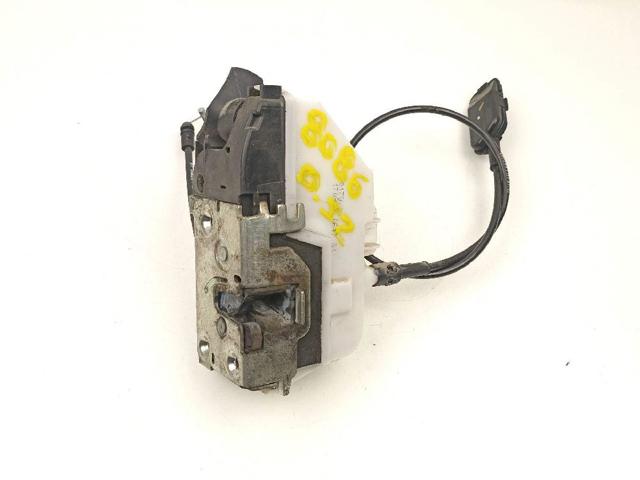 Zamek drzwi przednich lewych 8200017972 RENAULT
