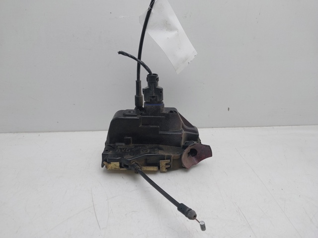 Zamek drzwi przednich prawych 8200017973 RENAULT