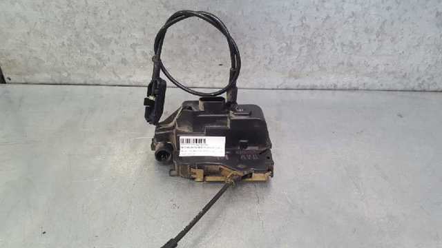 Zamek drzwi przednich prawych 8200017973 RENAULT