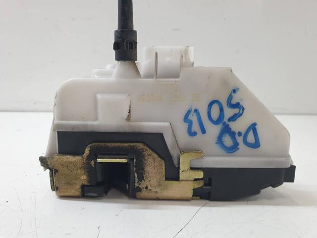 Zamek drzwi przednich prawych 8200017973 RENAULT