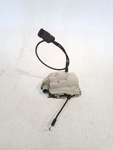 Zamek drzwi przednich prawych 8200017973 RENAULT