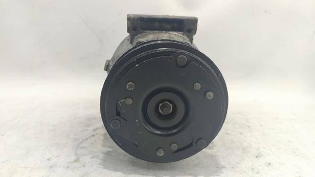 Sprężarka klimatyzacji 8200021822 RENAULT