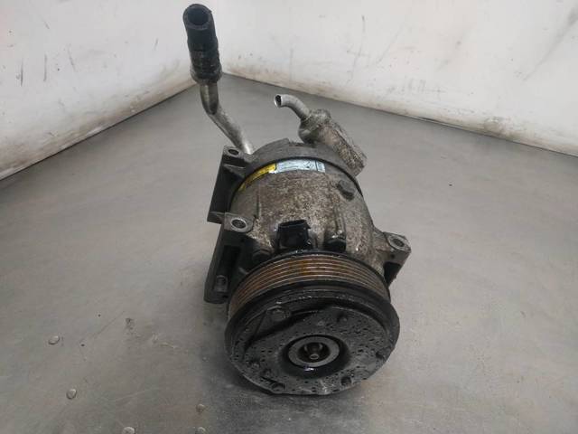 Sprężarka klimatyzacji 8200021822 RENAULT