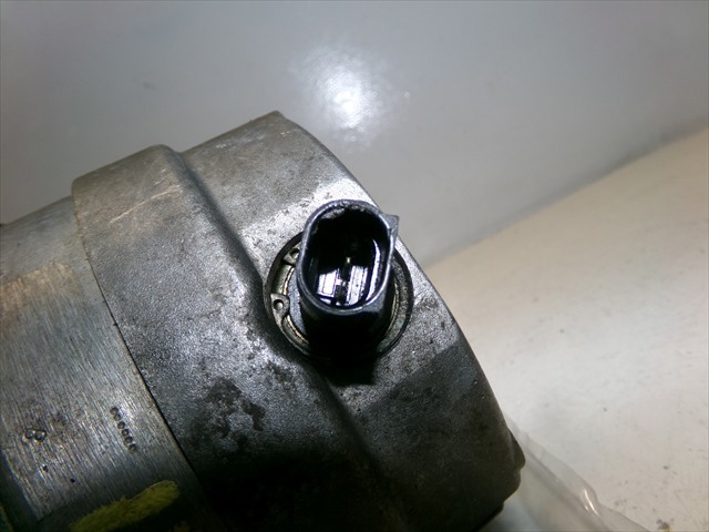 Sprężarka klimatyzacji 8200024397 RENAULT