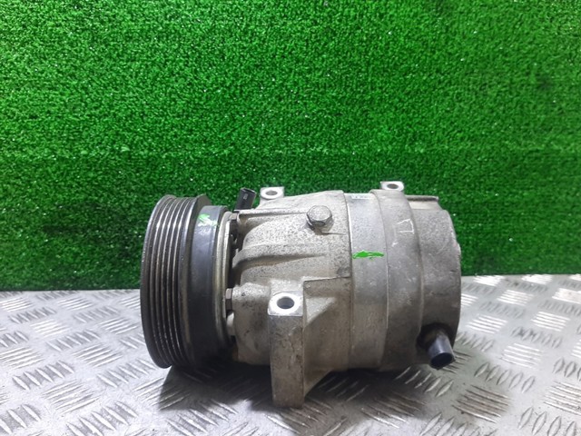 Sprężarka klimatyzacji 8200024397 RENAULT