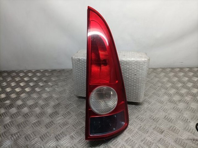 Lampa zespolona tylna prawa 8200027152 RENAULT