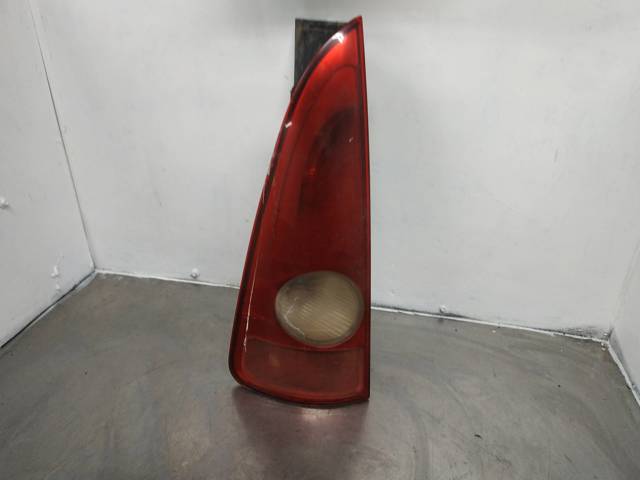 Lampa zespolona tylna lewa 8200027153 RENAULT