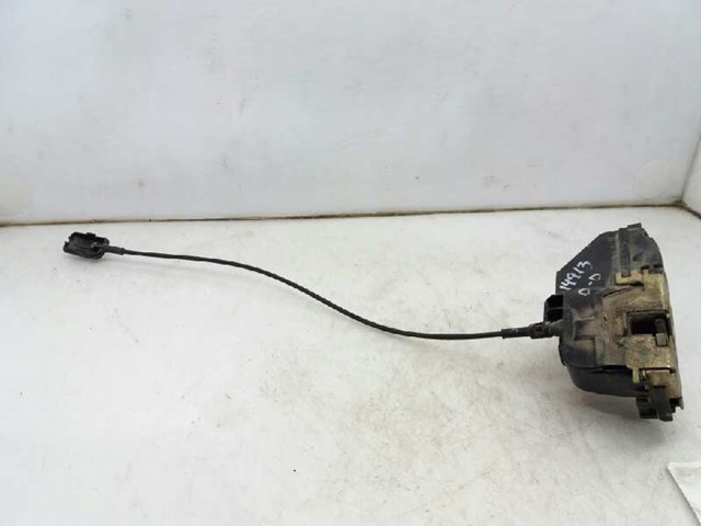 Zamek drzwi przednich prawych 8200027779 RENAULT