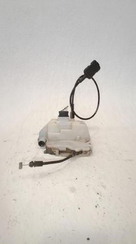 Zamek drzwi przednich prawych 8200027779 RENAULT