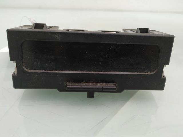 8200028364A Renault (RVI)