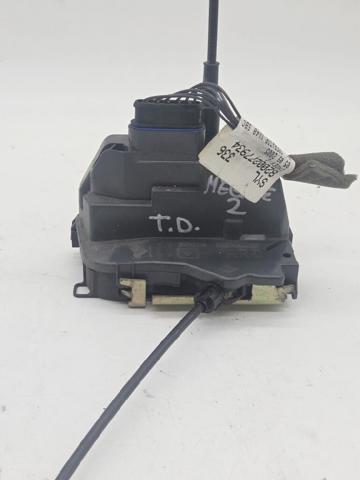 Zamek drzwi tylnych prawych 8200028429 RENAULT