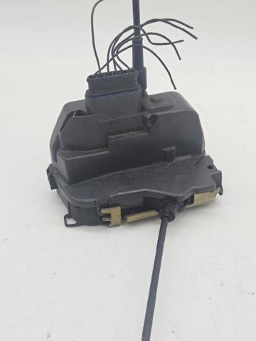 Zamek drzwi tylnych prawych 8200028429 RENAULT