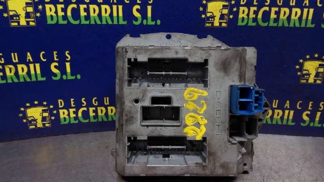 Skrzynka bezpieczników Renault Megane 1 LA0, LA1