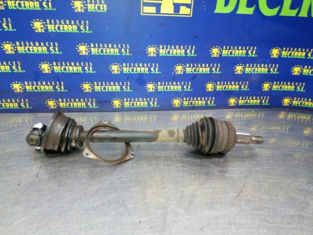 Półoś napędowa przednia lewa 8200031149 RENAULT