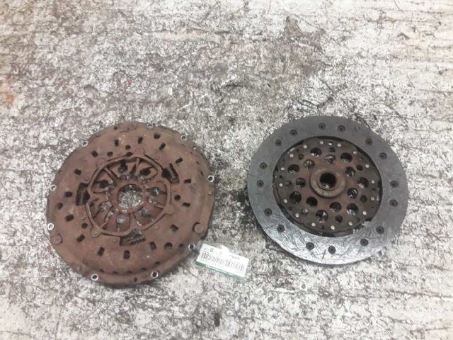 Zestaw sprzęgła (3 części) 8200032234 RENAULT