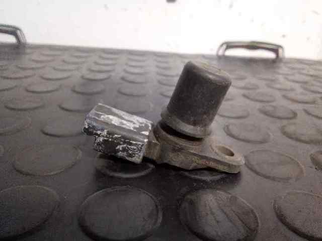 Czujnik położenia wałka rozrządu 8200033686 RENAULT