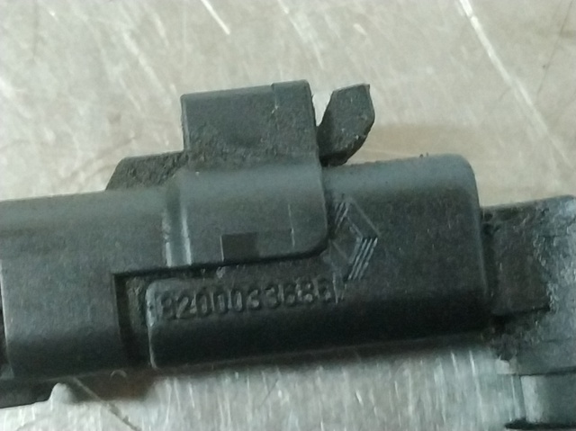 Czujnik położenia wałka rozrządu 8200033686 RENAULT