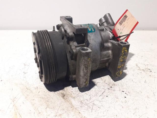 Sprężarka klimatyzacji 8200037058 RENAULT