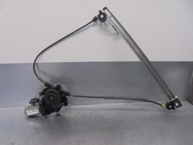 Mechanizm podnoszenia szyby drzwi przednich prawych 8200038152 RENAULT