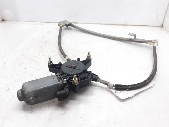 Mechanizm podnoszenia szyby drzwi przednich prawych 8200038152 RENAULT