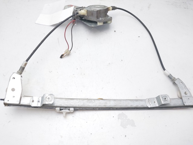 Mechanizm podnoszenia szyby drzwi przednich prawych 8200038152 RENAULT