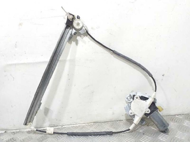 Mechanizm podnoszenia szyby drzwi przednich prawych 8200038152 RENAULT