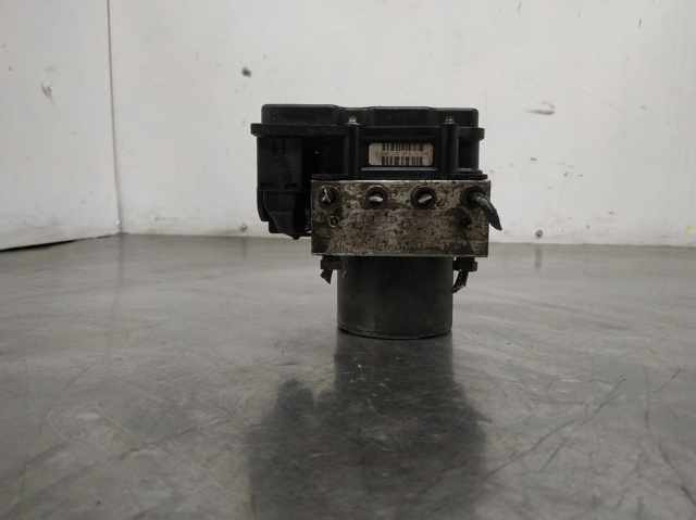 Sterownik ABS  hydrauliczny 8200038695 RENAULT