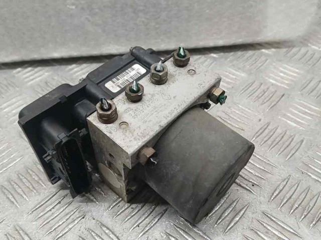 Sterownik ABS  hydrauliczny 8200038695 RENAULT