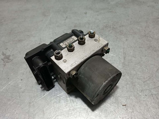 Sterownik ABS  hydrauliczny 8200038695 RENAULT