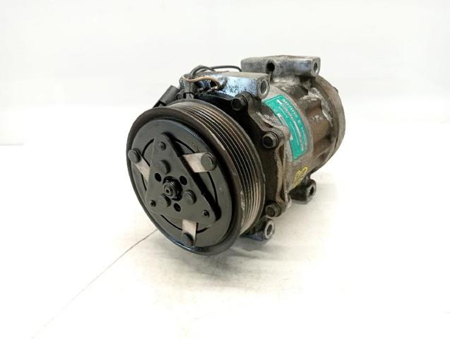 Sprężarka klimatyzacji 8200040681 VOLVO