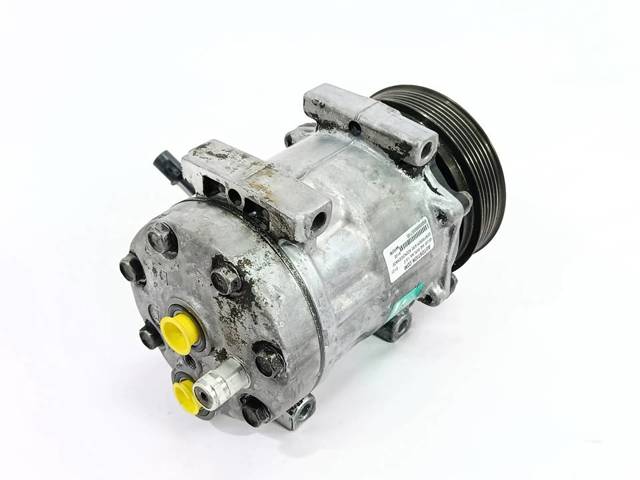 Sprężarka klimatyzacji 8200040681 VOLVO
