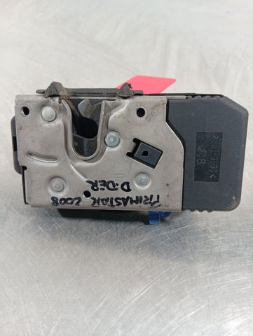 Zamek drzwi przednich prawych 8200042171 NISSAN