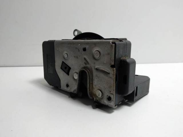 Zamek drzwi przednich prawych 8200042171 OPEL