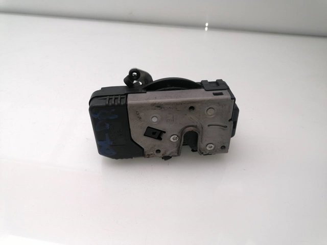 Zamek drzwi przednich prawych 8200042171 OPEL