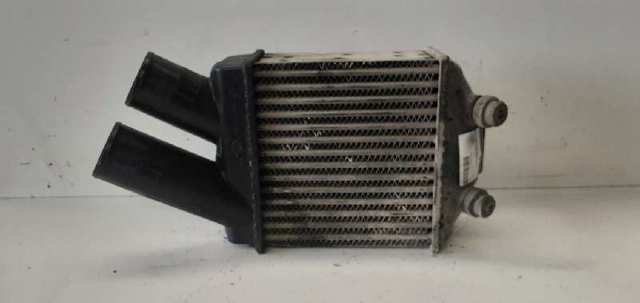 Chłodnica intercoolera 8200047162 RENAULT