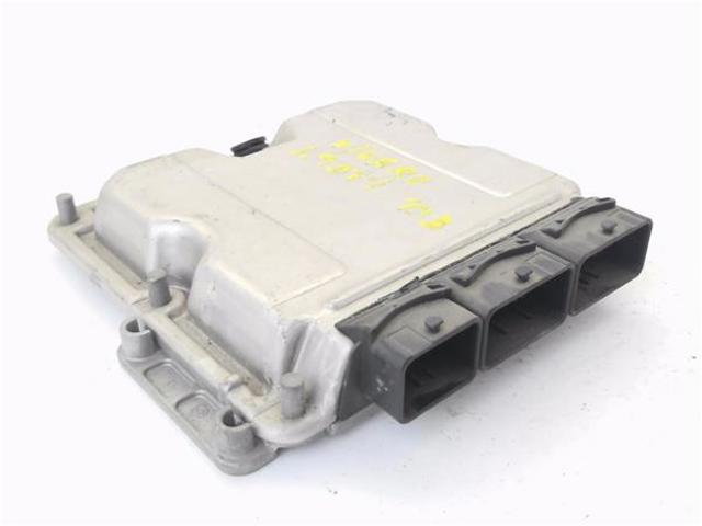 Sterownik silnika 8200051608 OPEL