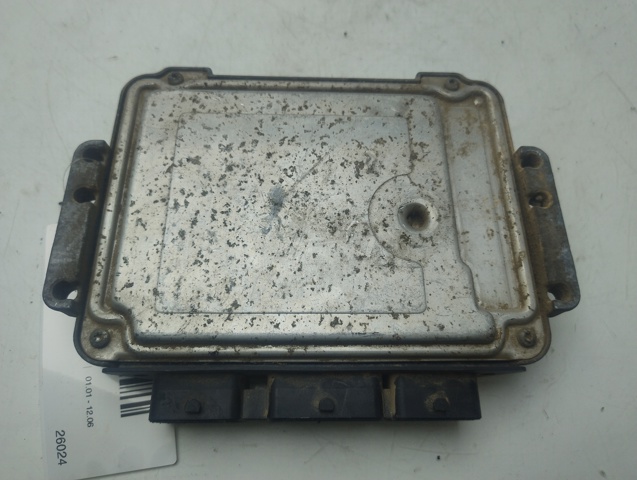 Sterownik silnika 8200051608 OPEL