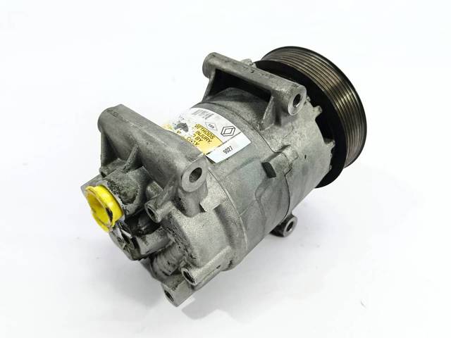 Sprężarka klimatyzacji 8200053264 RENAULT