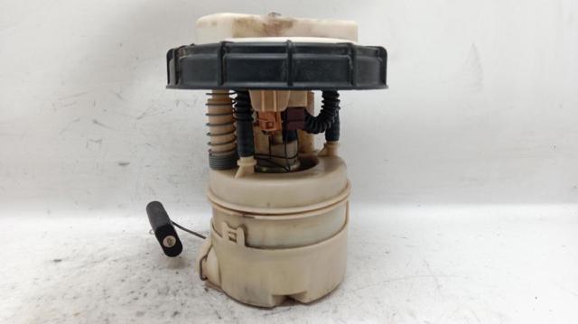 Moduł pompy paliwowej z czujnikiem poziomu paliwa 8200057324 RENAULT