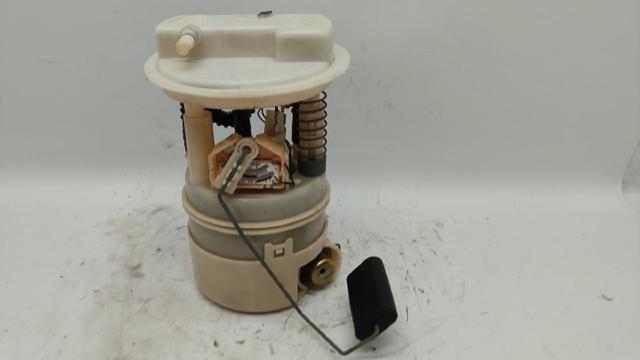 Moduł pompy paliwowej z czujnikiem poziomu paliwa 8200057324 RENAULT