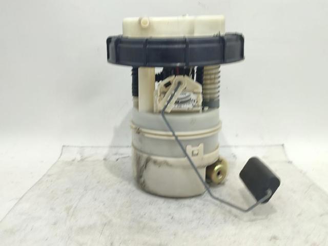 Moduł pompy paliwowej z czujnikiem poziomu paliwa 8200057324 RENAULT