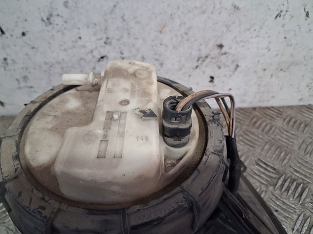 Moduł pompy paliwowej z czujnikiem poziomu paliwa 8200057324 RENAULT