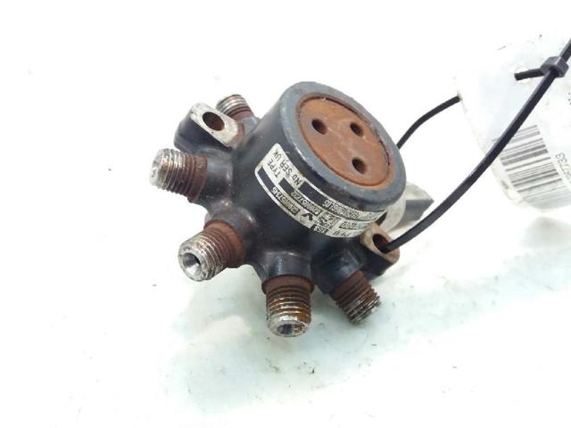 Rozdzielacz paliwa 8200057345 RENAULT